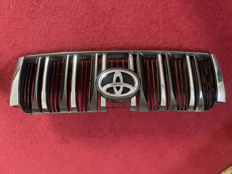 PRADO 2011 (Headlights/backlights/grill) 0