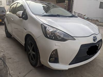 Toyota Aqua S LED Soft Leather Selection 2012