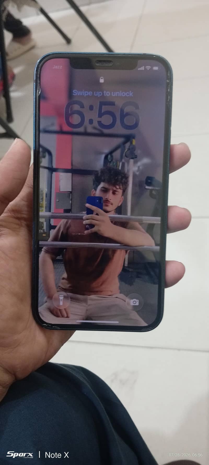 Apple iPhone 12 1