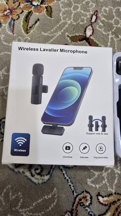 Lavalier Wireless Microphone