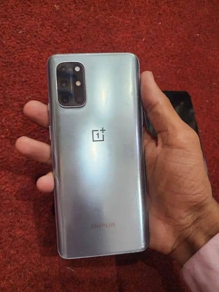 one plus 8T 4
