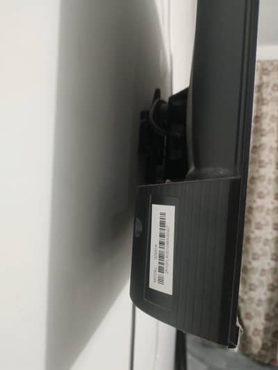 TCL 32 inches smart LED