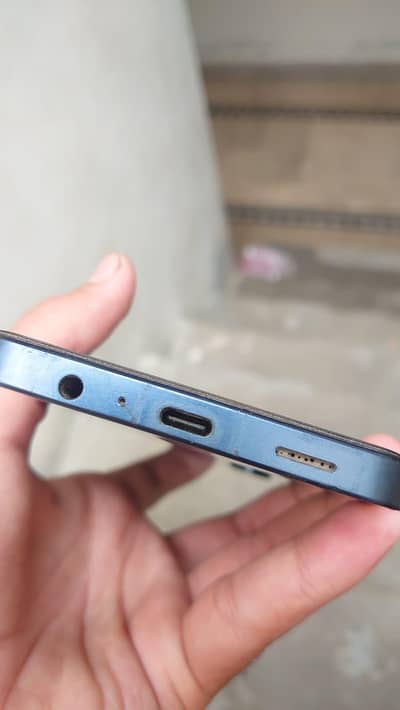 Samsung Mobile A06