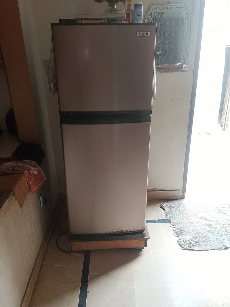 Refrigerator 0