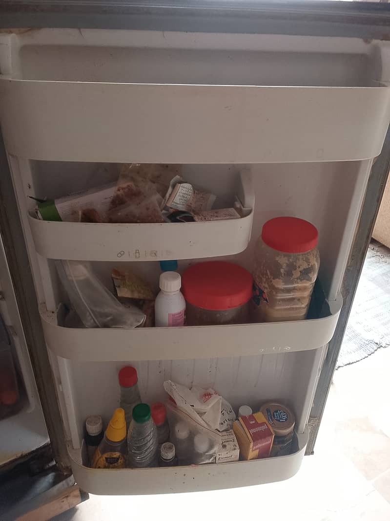 Refrigerator 6