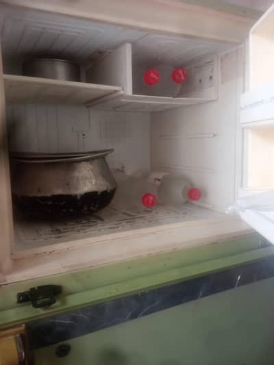 Dawlance fridge for sale