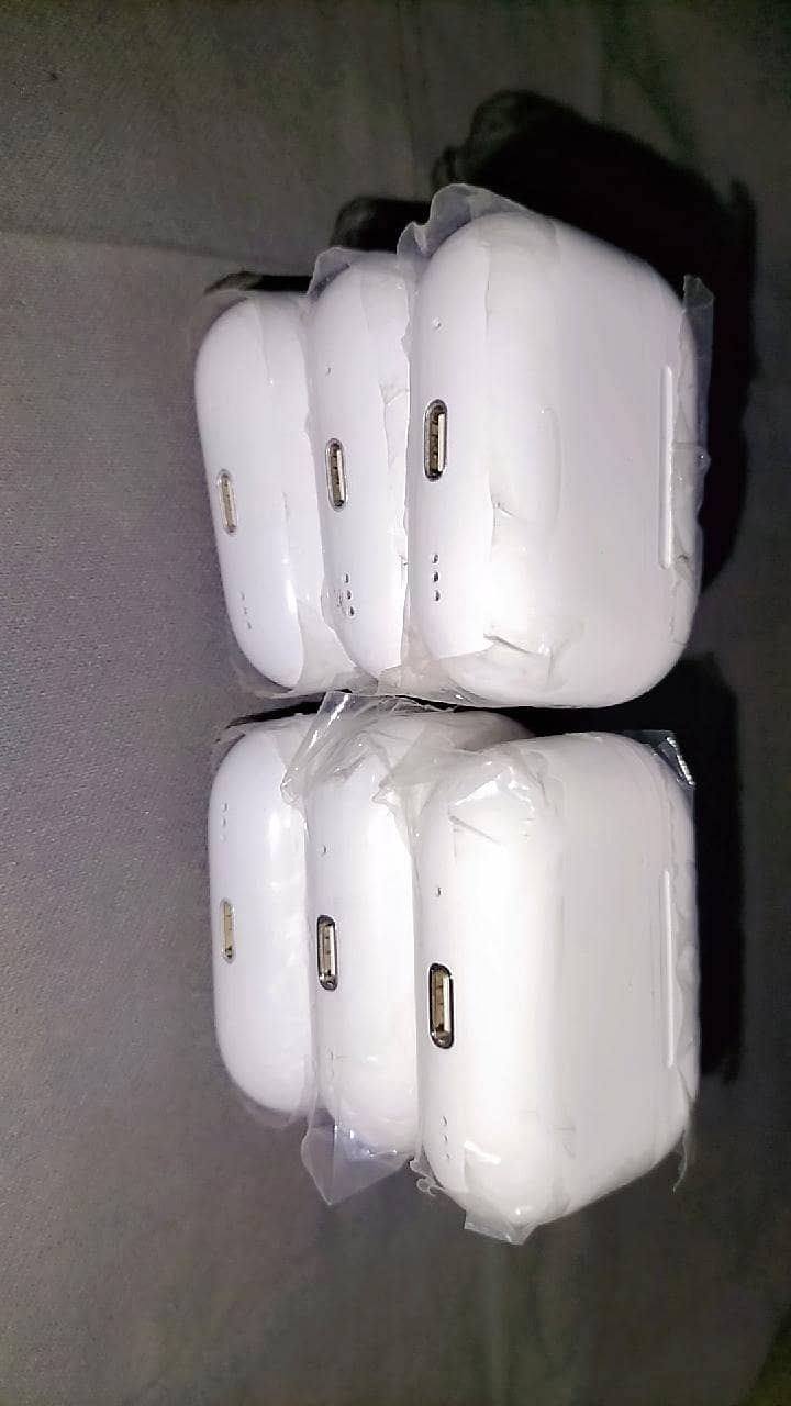Airbuds 0
