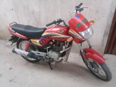 Honda deluxe 125