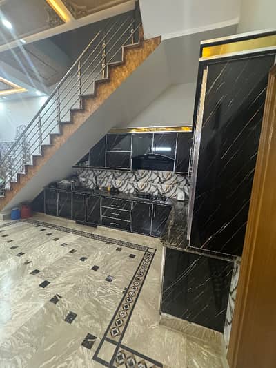 Ideal House For Sale In Hajipura Road