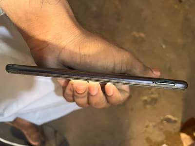 Samsung Mobile A51 6 128 indisplay fingers pretty  