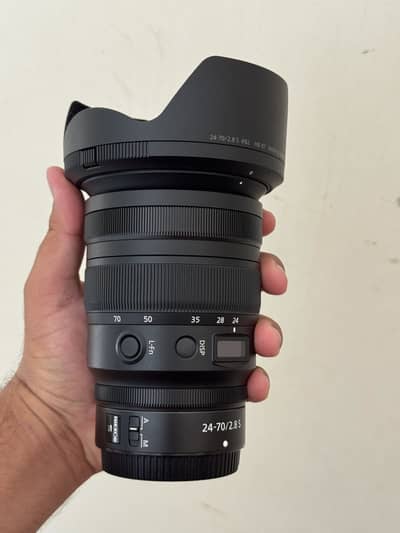 Nikkon 24-70 f2.8 s