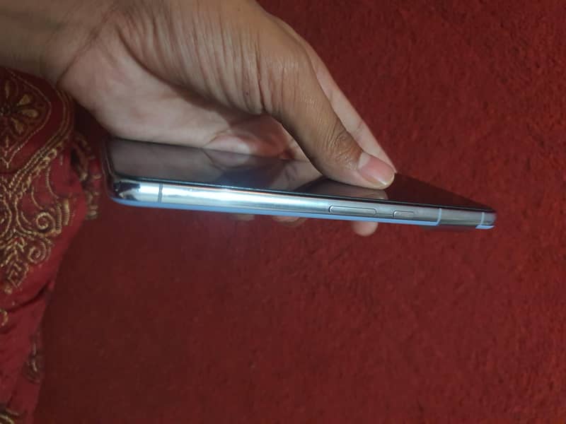 Google Pixel 8 Pro 2