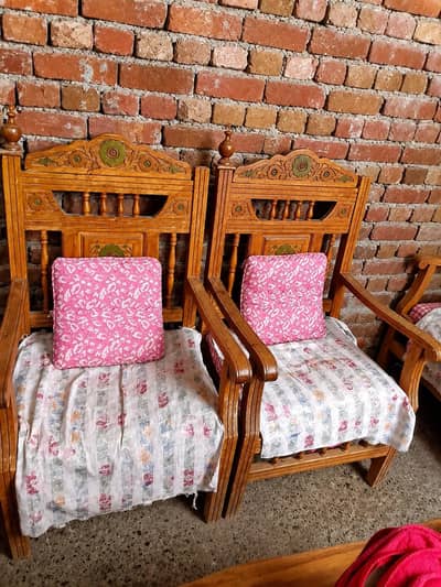 best quality sofa urgent for sale