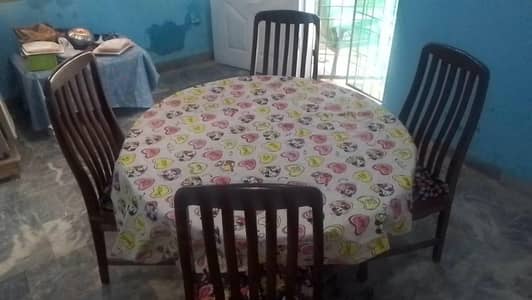 wooden dining table with 4 chair
