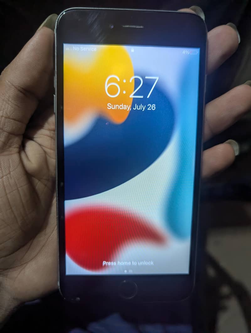Apple iPhone 6S Plus 2