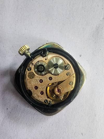 OMEGA SWISS