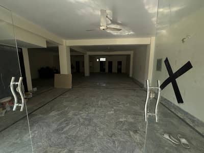 5 Floor Building Available For Rent