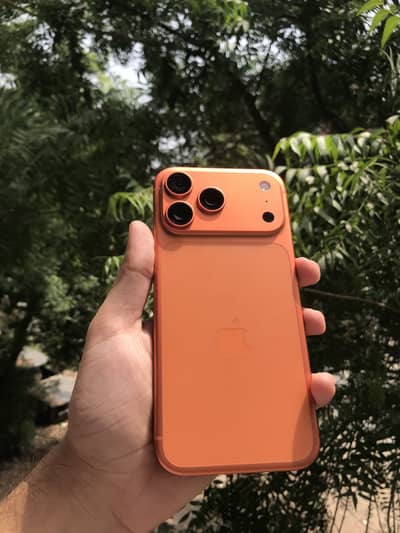 iPhone 17 Pro Max JV