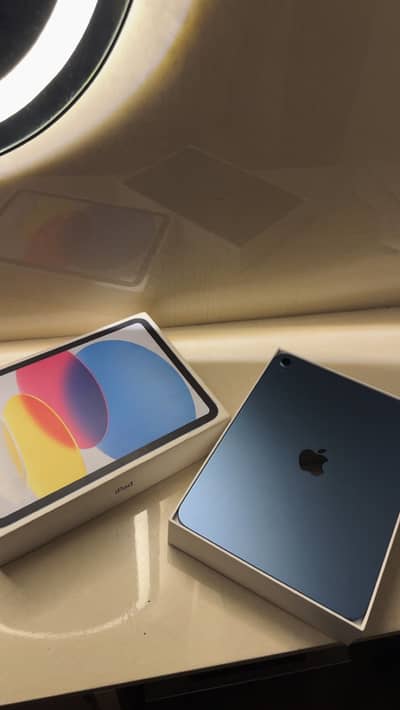 Ipad 11gen 128gb under warranty
