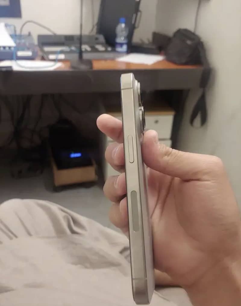 15 Pro 3