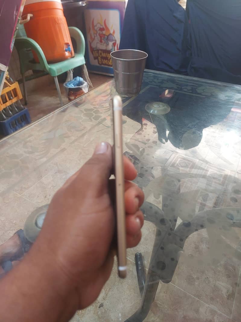 Apple iPhone 6 2