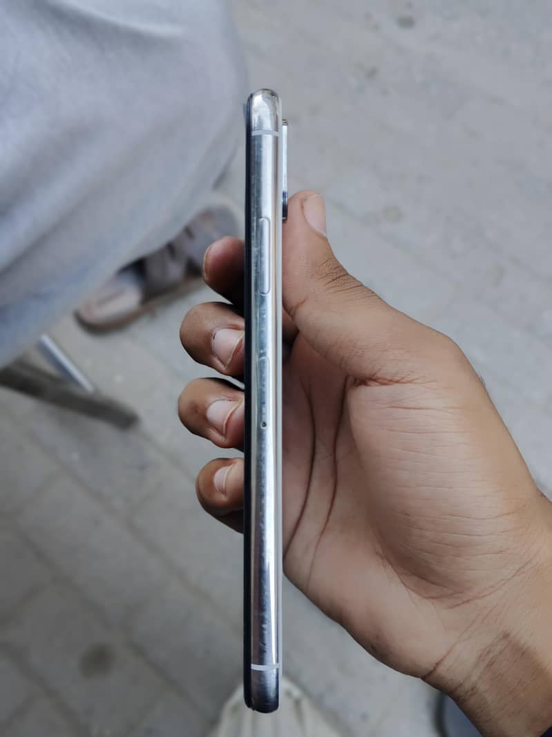 Apple iPhone X 1