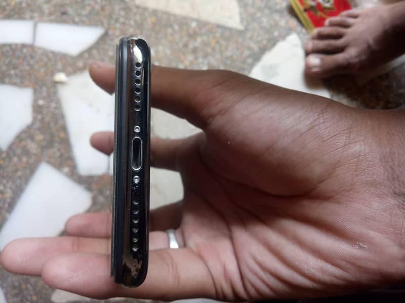 Apple iPhone X 1