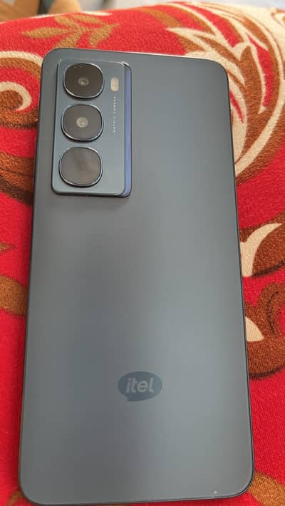 Itel City 100