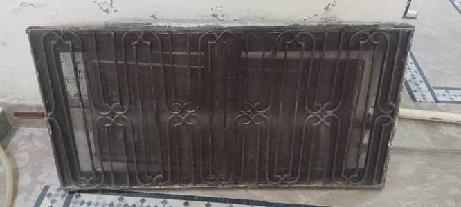 Iron Grill Gally