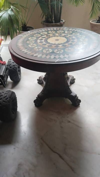 Antique Marble Inlay Round Table / Center Table for Sale