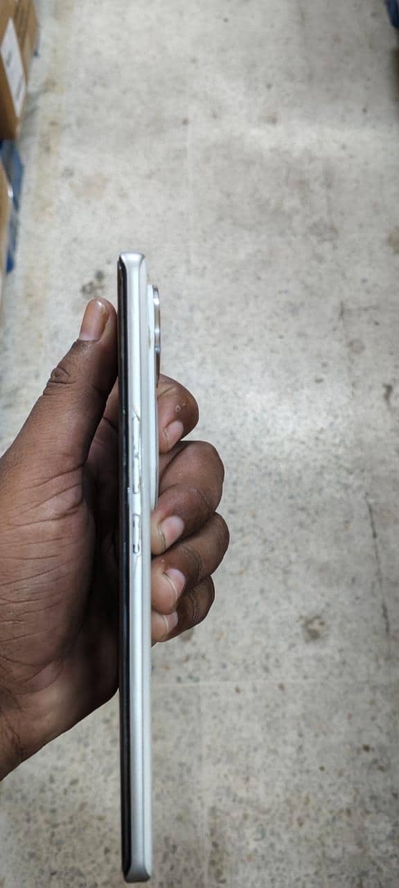 97000 3