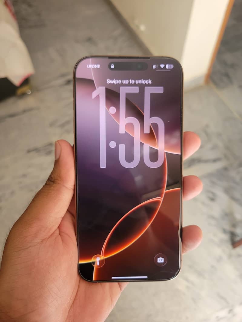 Apple iPhone 16 Pro Max 0