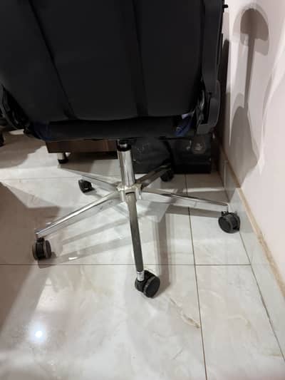Gaming office chair