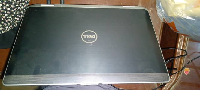 DELL LATITUDE LAPTOP