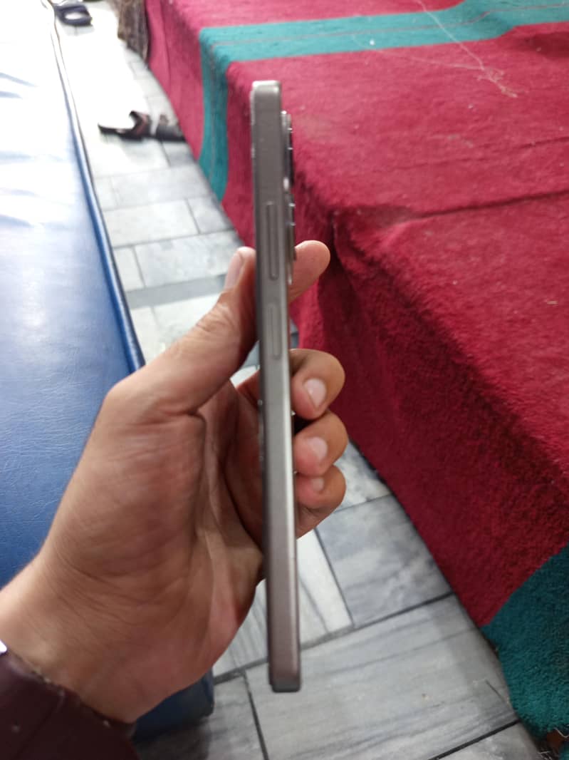 OPPO A5 Pro 1