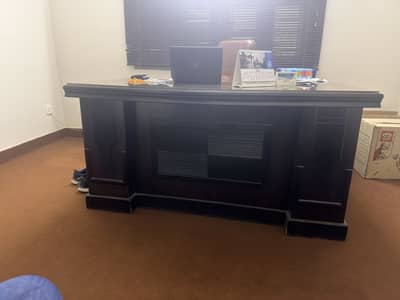 Office Executive Table With Chair