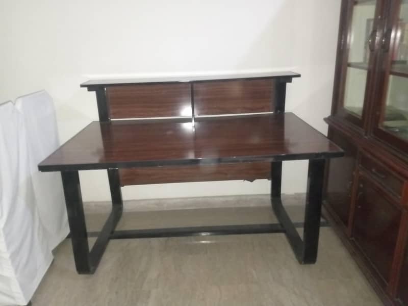 study Table for sale 0
