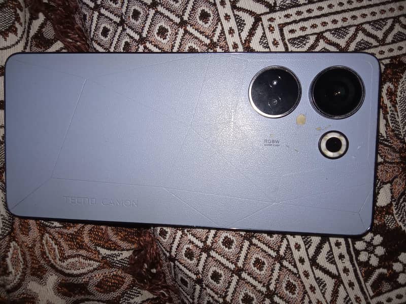 Tecno CAMON 20 2