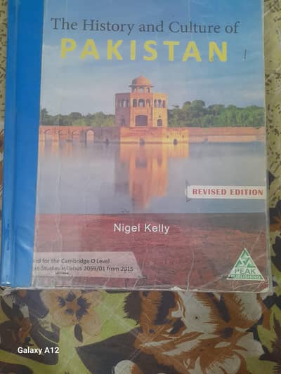 O Level Cambridge and Pearson books for sale!!