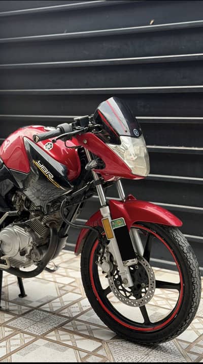 YBR 125