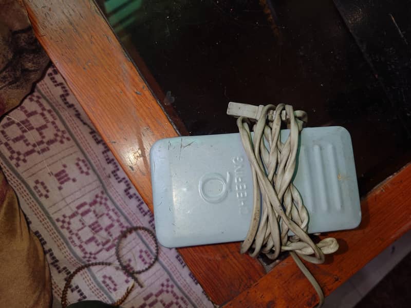 Salai machine with motor and pedal 2