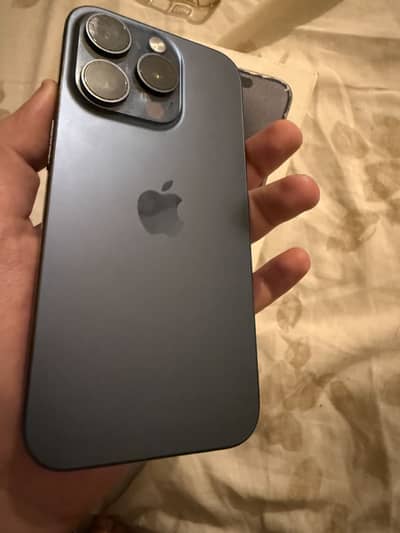 Apple iPhone 15 Pro factory unlocked