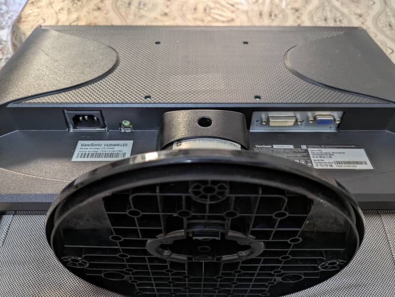 ViewSonic VA2046m-LED 1