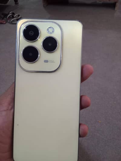 Infinix Hot 40 pro