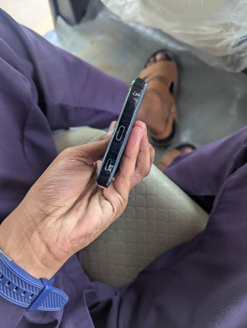 Sharp Aquos R7 6