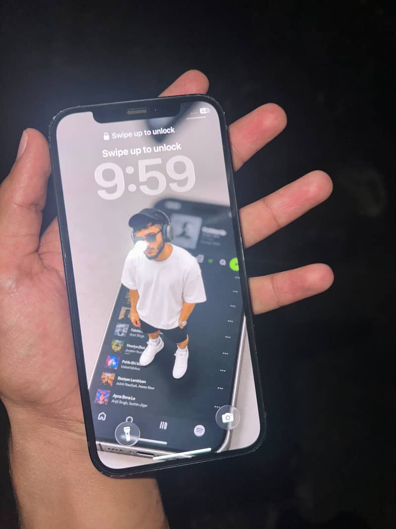 Apple iPhone 12 5