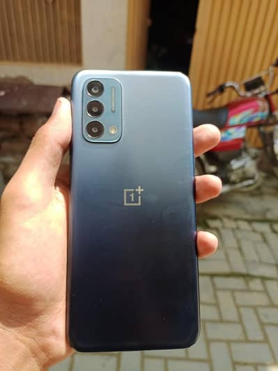 One Plus Nord N200