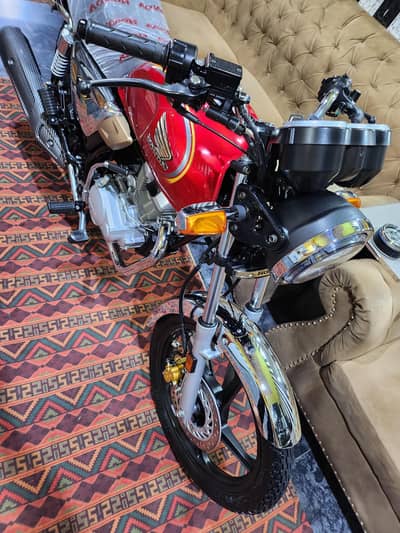 Honda cg 150 2026 my cell and whats ap 03136863177