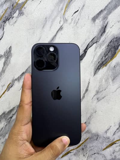Apple iPhone 16 Pro Max