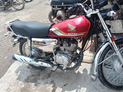 Honda CG 125 brand new unregistered totally genuine new condition
